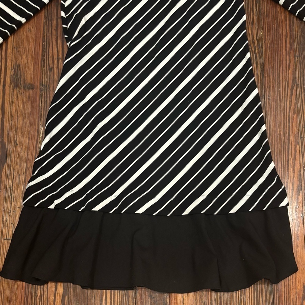 White House Black Market Skirted Striped Dress Sz M 3/4 Sleeve - Picture 3 of 5
